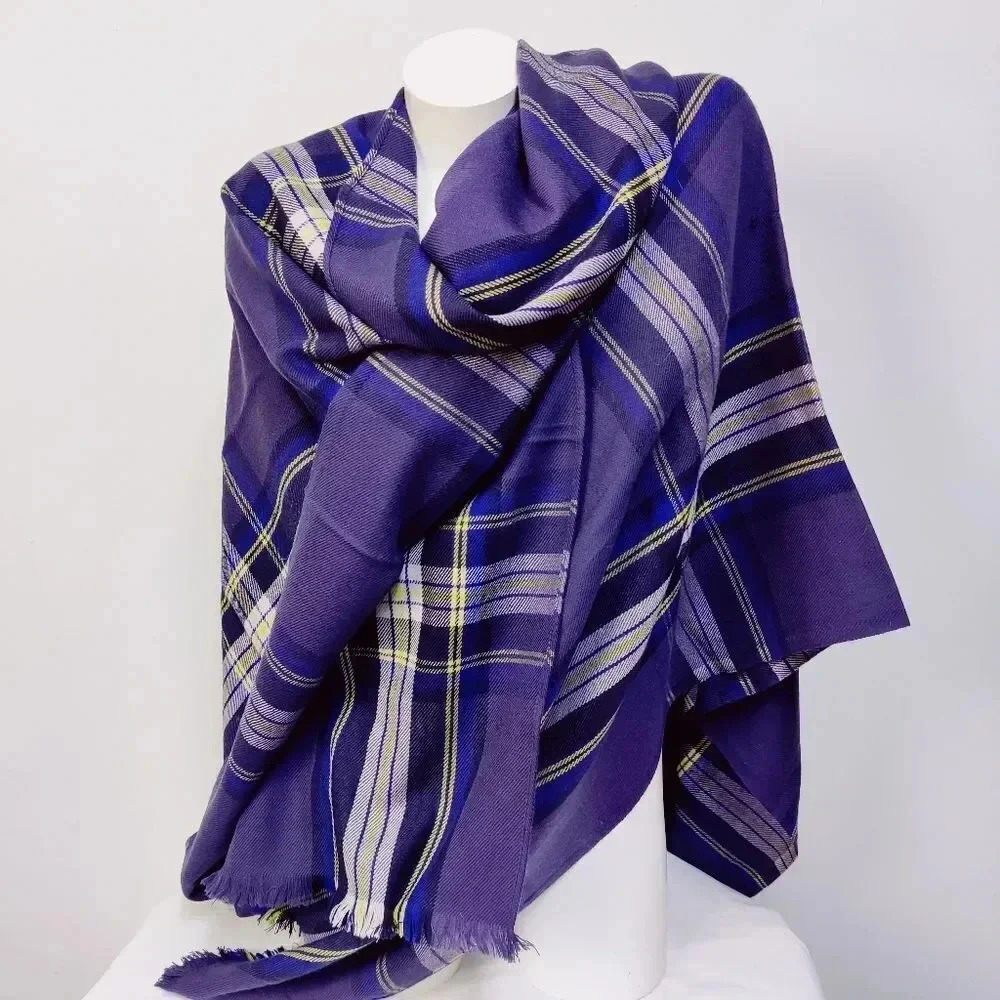 lululemon navy plaid wrap - Picture 4 of 12
